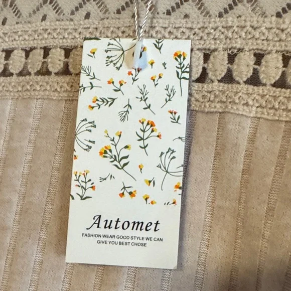 Elegant Beige Long Sleeve Women's Top - Picture 3 of 8